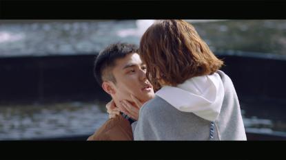 爸爸给33周胎儿唱歌被一脚踢开,为什么有些宝宝的胎动强?-机智问答,解答你的疑惑!